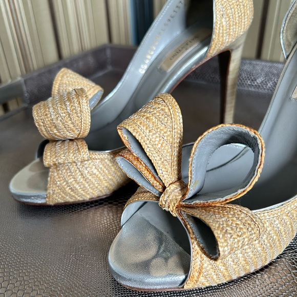 Valentino Size 7.5 Raffia heels - Picture 7 of 15